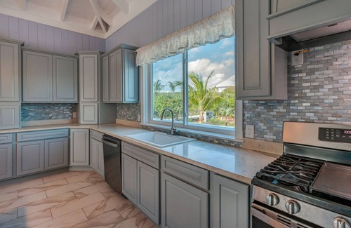 Hope Town Casa | Blue Summers: Amazing Atlantic Views. Pool, Dock