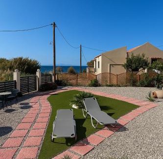 Soroni Casa | Blue waves house 1