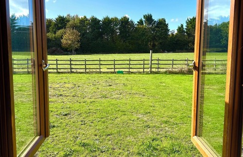 Tetney Cabaña | Bluebell Cottage - Serviced Accommodation near Cleethorpes