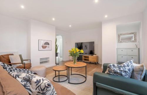 Peterborough Casa | Bluebell House - Sleeps 5 - Garden - Parking
