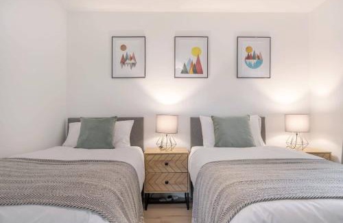 Peterborough Casa | Bluebell House - Sleeps 5 - Garden - Parking