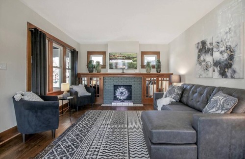 Wichita Casa | Large vintage home perfect for families!