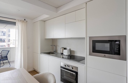 Casal da Ladeira Apartamento | Blueground | Alvalade, terrace, nr Campo Grande