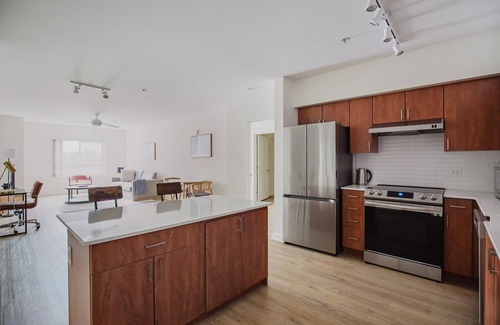 West Bellevue Apartamento | Blueground | Bellevue, w/d, nr park & art