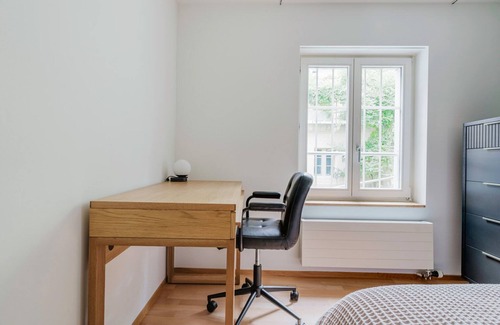 Oberstrass Apartamento | Blueground | Fluntern, private w/d, walk to market
