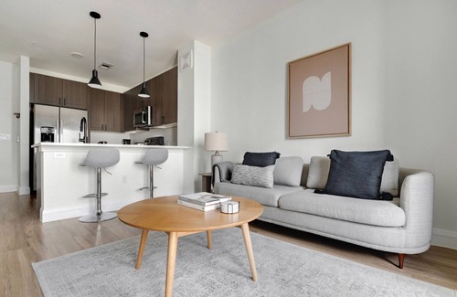Hancock Apartamento | Blueground | Hancock, pool, nr Zilker Park