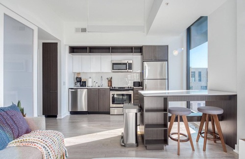 Reston Apartamento | Blueground | Hunter Mill District, pool, nr Lake Fairfax