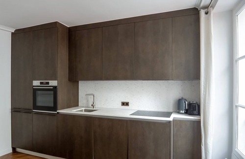 Quartier de la Place-Vendome Apartamento | Blueground | Saint-Honoré, nr opera