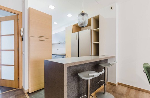 Sarria Casa | Blueground | Sarrià, rooftop & AC, nr park