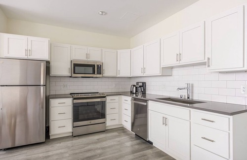 Waterfront Apartamento | Blueground | Waterfront, view, nr Long Beach
