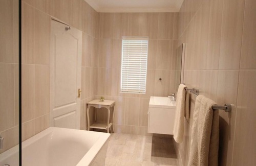 Arniston Casa | BlueSky Guest House Arniston