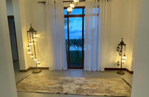 Mtwapa Villa | Bluetique Beach House