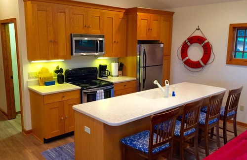 Charlevoix Casa | Waterfront Cottage en el lago Michigan