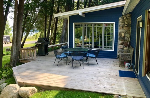 Charlevoix Casa | Waterfront Cottage en el lago Michigan