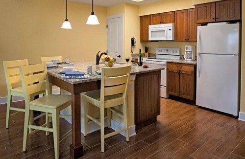 Palmetto Dunes Condominio | Bluewater Resort and Marina 1br Suite Sunday Check-In