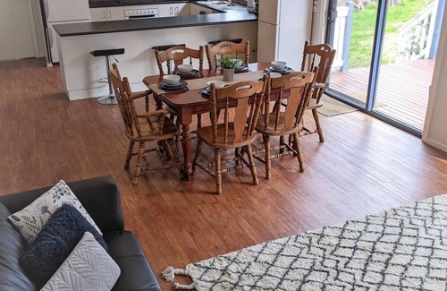 Loch Sport Casa | Bluff Retreat - Loch Sport Holiday Home Sleeps 8+