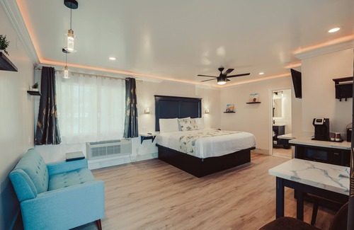 Morro Bay Hotel | Blufftop Inn & Suites - Wharf/Restaurant District