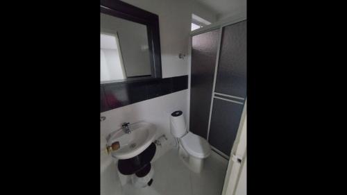 Marbella Cabina | Bm-15 room near the sea with air conditioning and WIFI