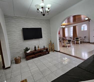 Pavas Cama Y Desayuno | BnB Ecostay