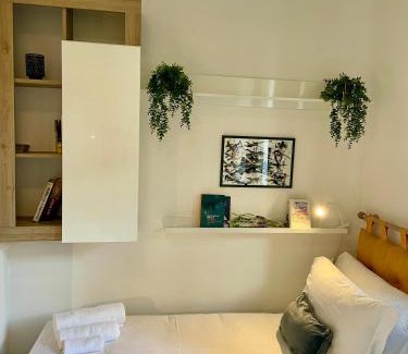 Sesto Calende Apartamento | Bnbook Blue River -2 bedrooms and private parking