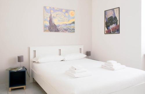 Porta Volta Apartamento | BnButler - Farini - Beautiful One Bedroom Apartment - Central