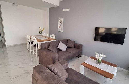Mindelo Apartamento | Boa Mindelo City 3 minute walk from city center and 10 minute from the beach