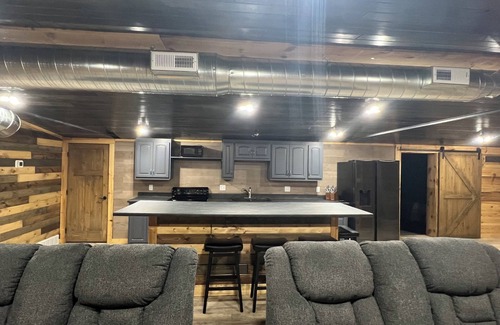 Winner Cabina | Boar's Tusk Lodge