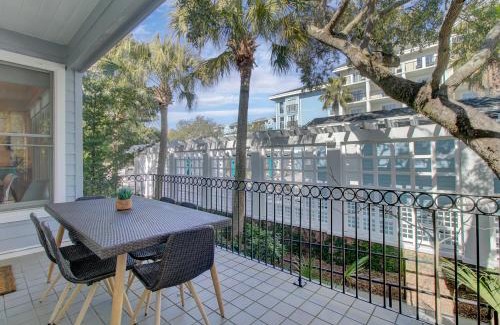 Isle of Palms Casa | Boardwalk Home 120 by Wild Dunes, in Resort Core