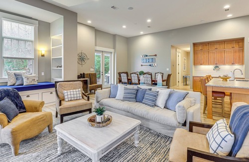 Alexander City Casa | Boat Dock & Stunning Views: Lake Martin Retreat!