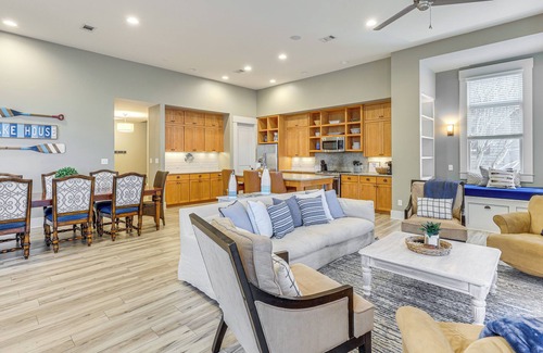 Alexander City Casa | Boat Dock & Stunning Views: Lake Martin Retreat!