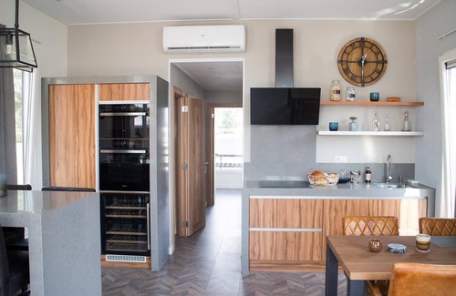Biddinghuizen Casa | Boat with two bedrooms and one bathroom