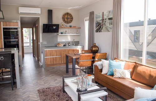 Biddinghuizen Casa | Boat with two bedrooms and one bathroom