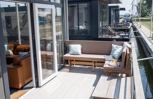 Biddinghuizen Casa | Boat with two bedrooms and one bathroom