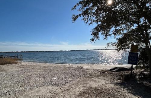 Alligator Point Casa | Boaters' Bungalow