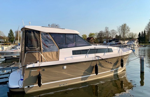 Braunsbedra Alquiler De Eote | Boating vacation with the yacht Overtime in the Leipziger Neuseenland