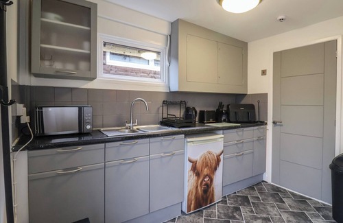 Chard Cabaña | Bobby's Lodge