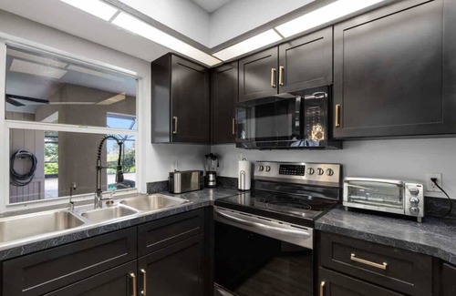 Pebble Beach Casa | Boca Grande Getaway 4BR 2BA Golf Course POOL