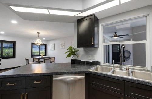 Pebble Beach Casa | Boca Grande Getaway 4BR 2BA Golf Couse HEATED POOL