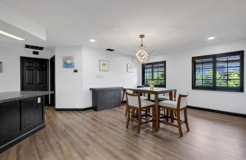 Pebble Beach Casa | Boca Grande Getaway 4BR 2BA Golf Couse HEATED POOL