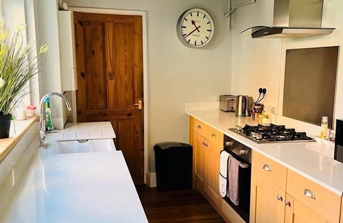 City Centre Casa | Bodhi Tree Cottage - Grove Road Cottages