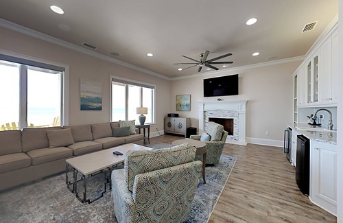 Gulf Shores Casa | Boerboel's Beach Bungalow