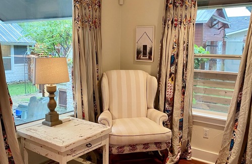 Boerne Casa | Boerne Garden Cottage - Steps from walking trails and historic downtown Boerne