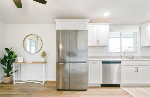 North Clairemont Casa | Bohemian Hideaway | Private Home & Hot Tub