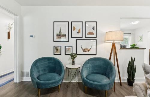 Farmers Branch Casa | Boho Bungalow near DFW Airport