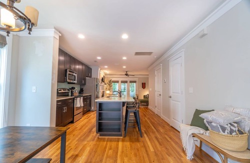Davidson Casa | Boho Retreat Steps From Downtown Porch Parking