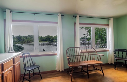 Lexington Park Casa | Boho Waterfront Retreat - 5BR