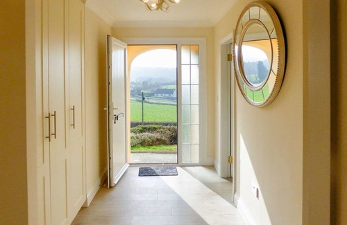 Thomastown Casa | Bolams (TR2) Holiday Home by Interhome