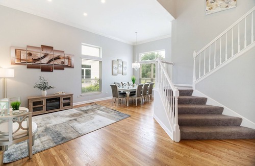 Bolingbrook Casa | Bolingbrook - Jonathan Way