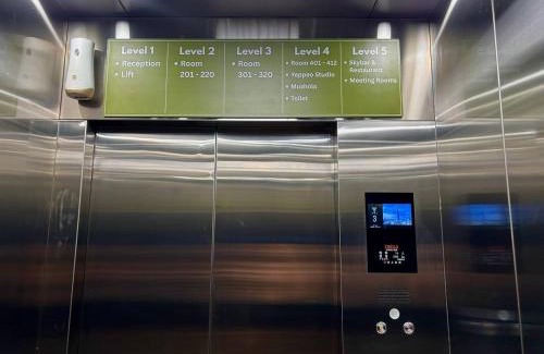 Tanjung Pinang Hotel | Bona Ventura Hotel & Skybar