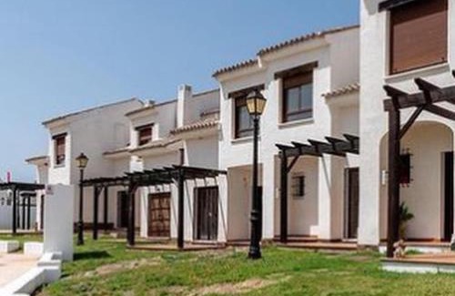 El Ronquillo Casa | Bonita casa a estrenar en paraje natural a 35 minutos de Sevilla